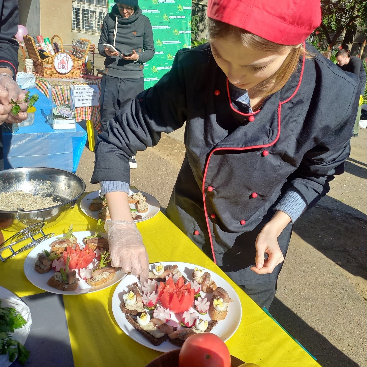 Участь команди коледжу у BBQ-фестивалі
