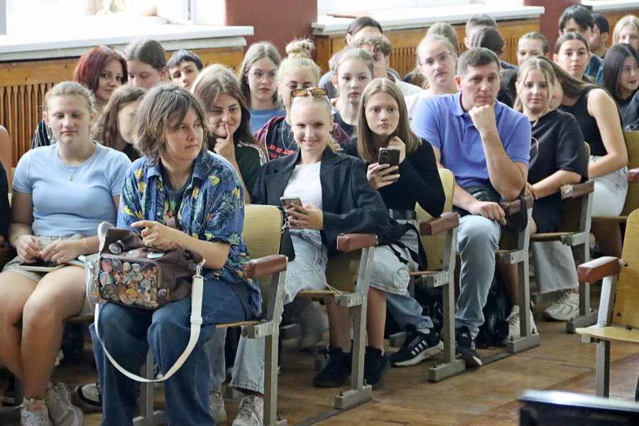 Guardsmen of the Odesa region meet students of OTPC ONTU