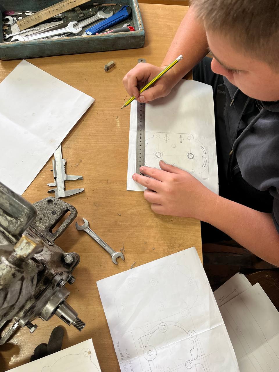 Training measuring and design placement in the workshops