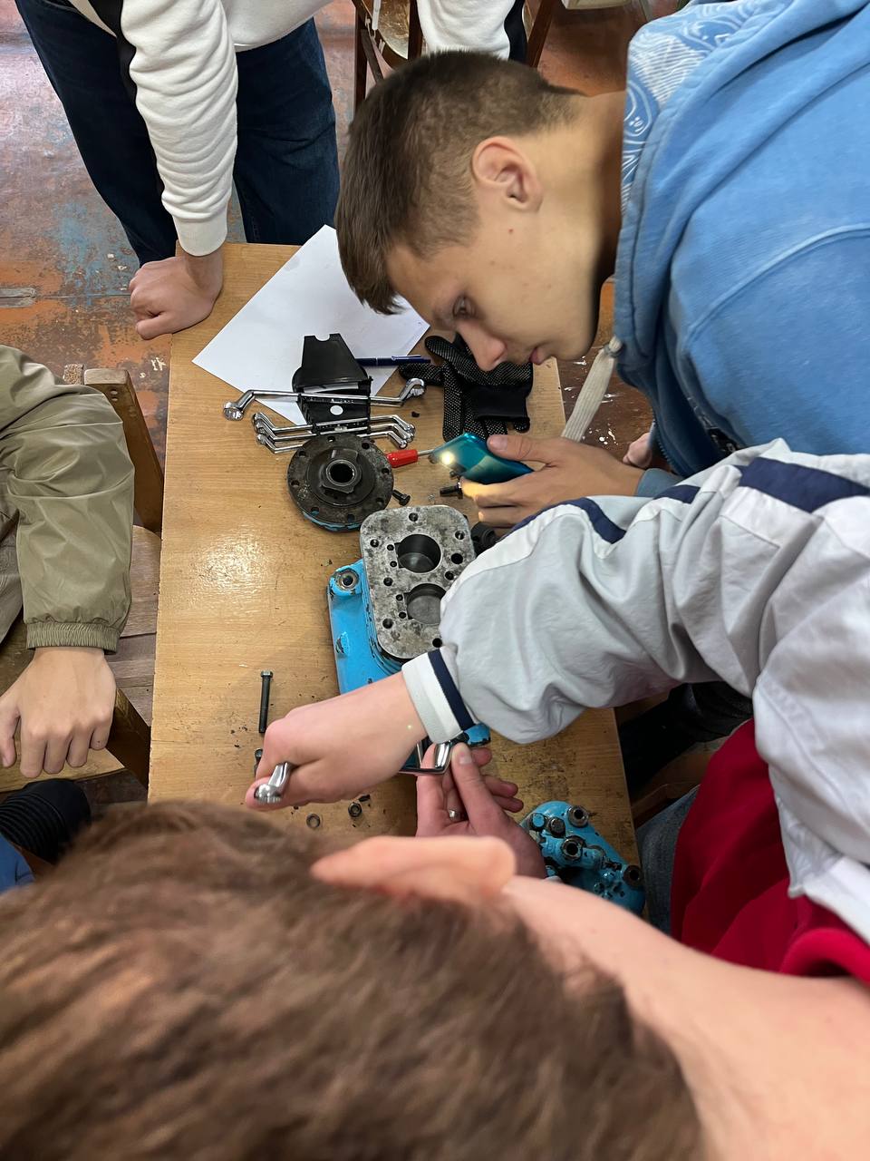 Training measuring and design placement in the workshops