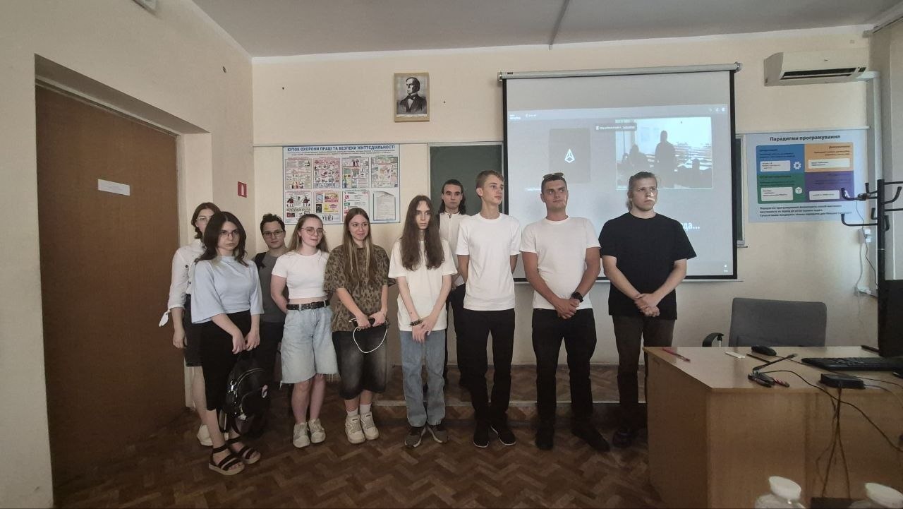 Захист дипломних проєктів спеціальностей 123 та 121